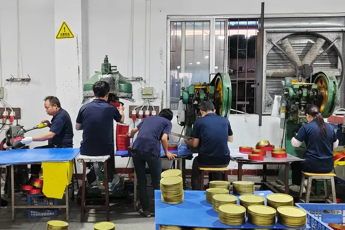 Tin Box Manufacturer vs Trading Company: How to Distinguish Between Them via Factory Verification tin box manufacturer stamping workshop